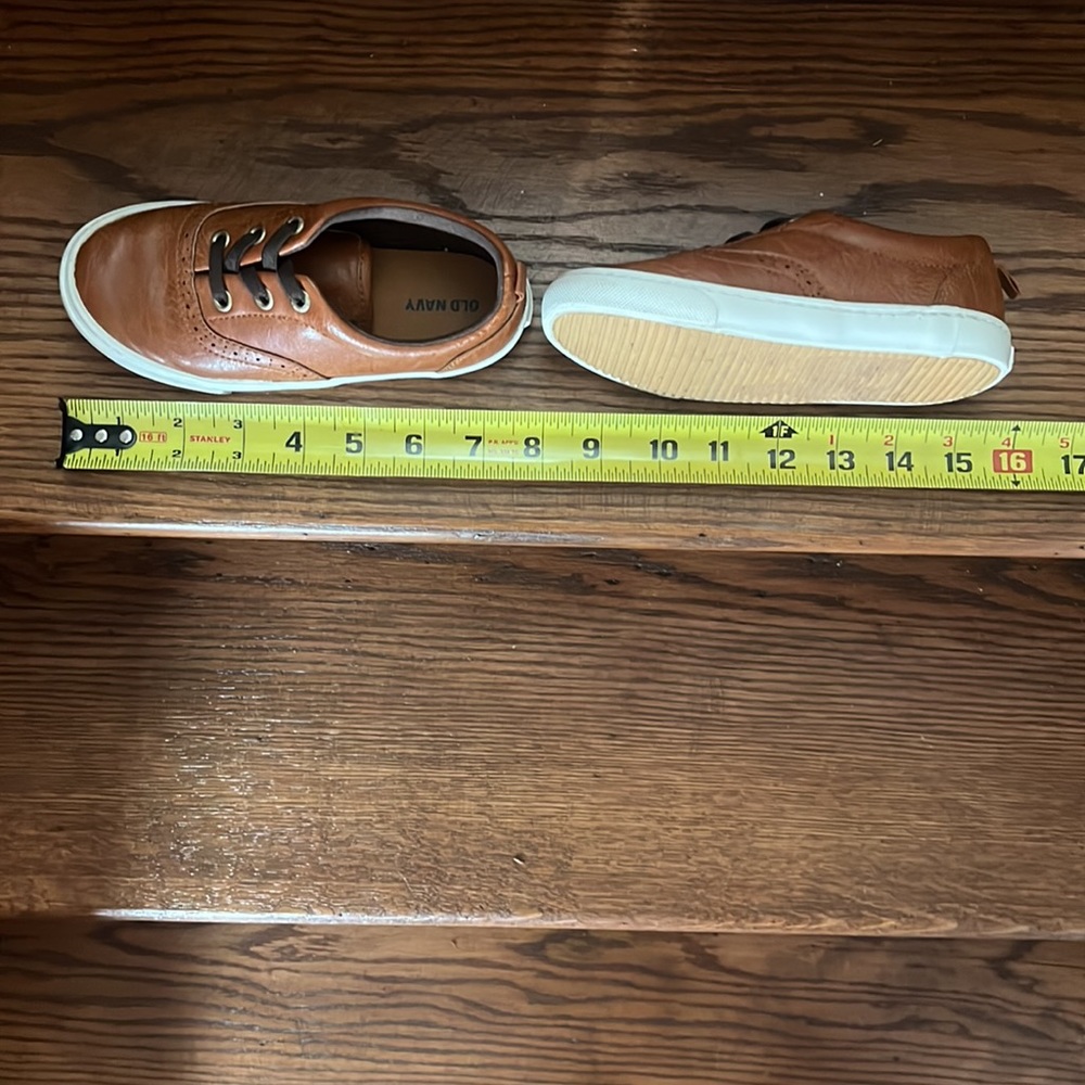 Old Navy shoes - Picture 11 of 15